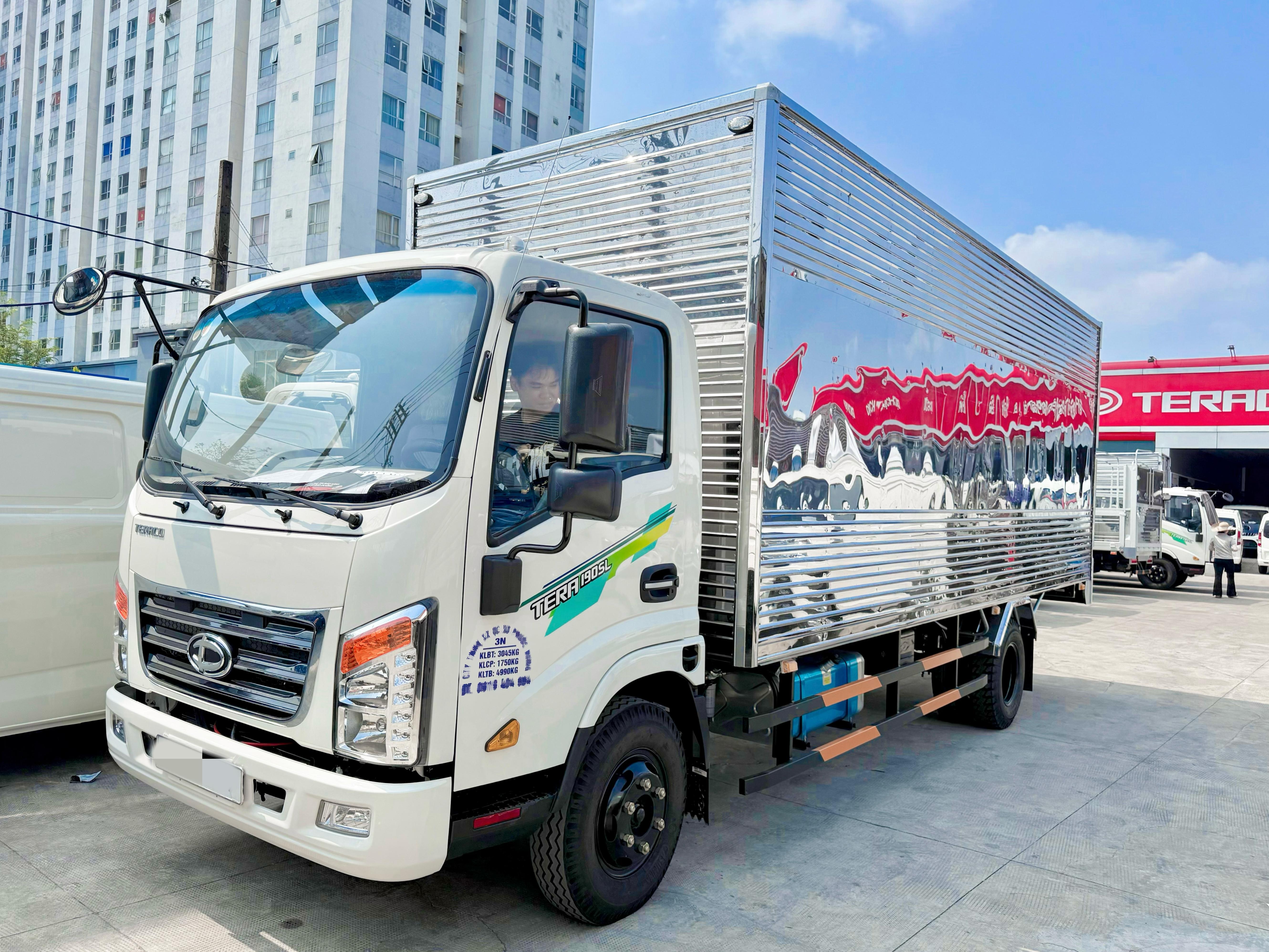 Vì Sao Hàng Trăm Doanh Nghiệp Chọn TERA-190SL Là Bạn Đồng Hành Vận Tải?