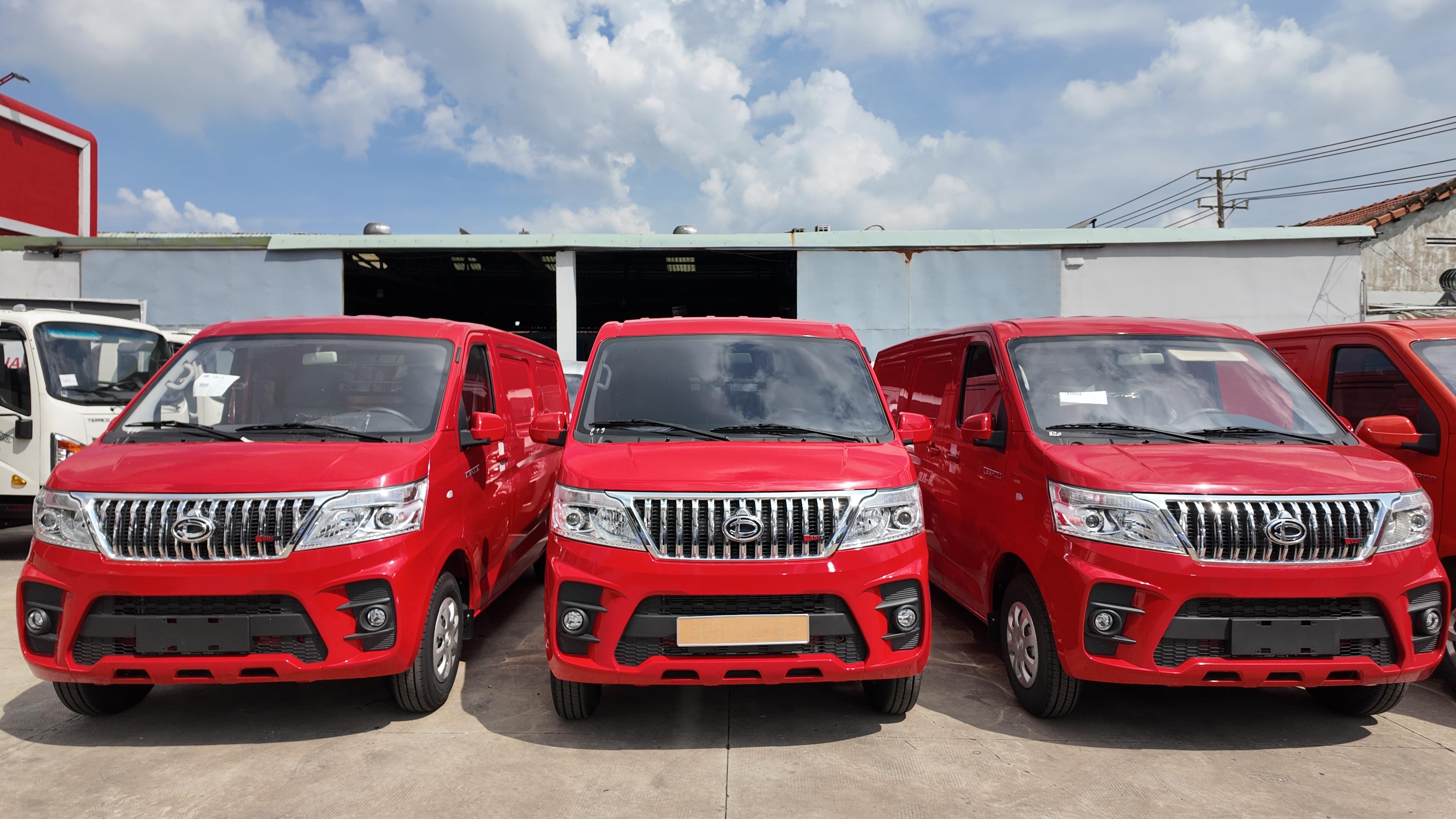 TERA-V6 2025: Xe Van Nội Đô “Hot” Với 7 Màu, Tiết Kiệm Xăng, Linh Hoạt Vào Hẻm Nhỏ
