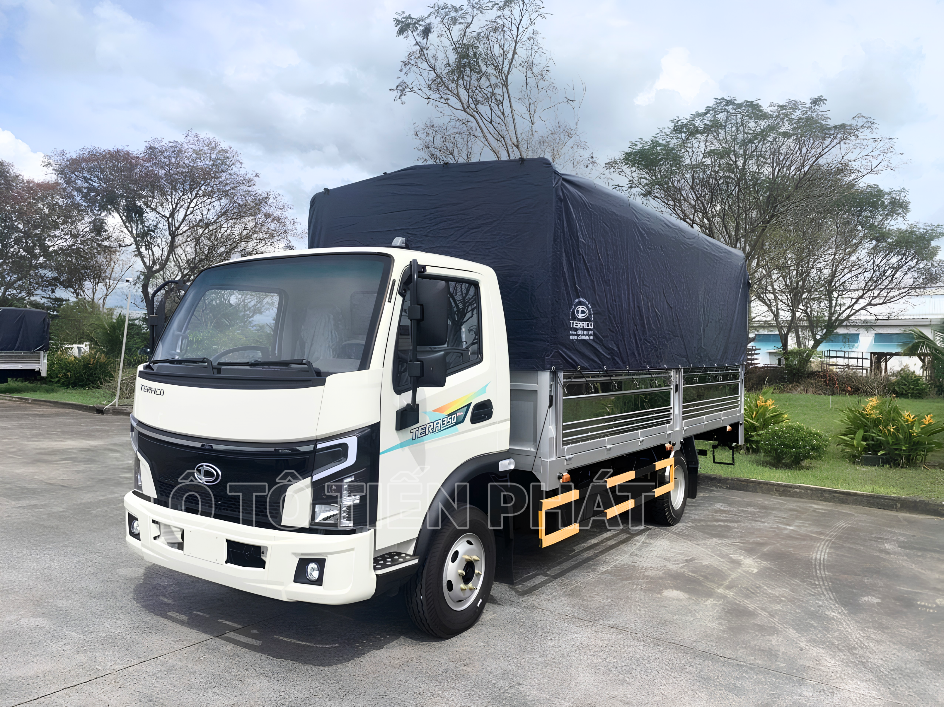 tera-350-plus-thung-mui-bat-1.png