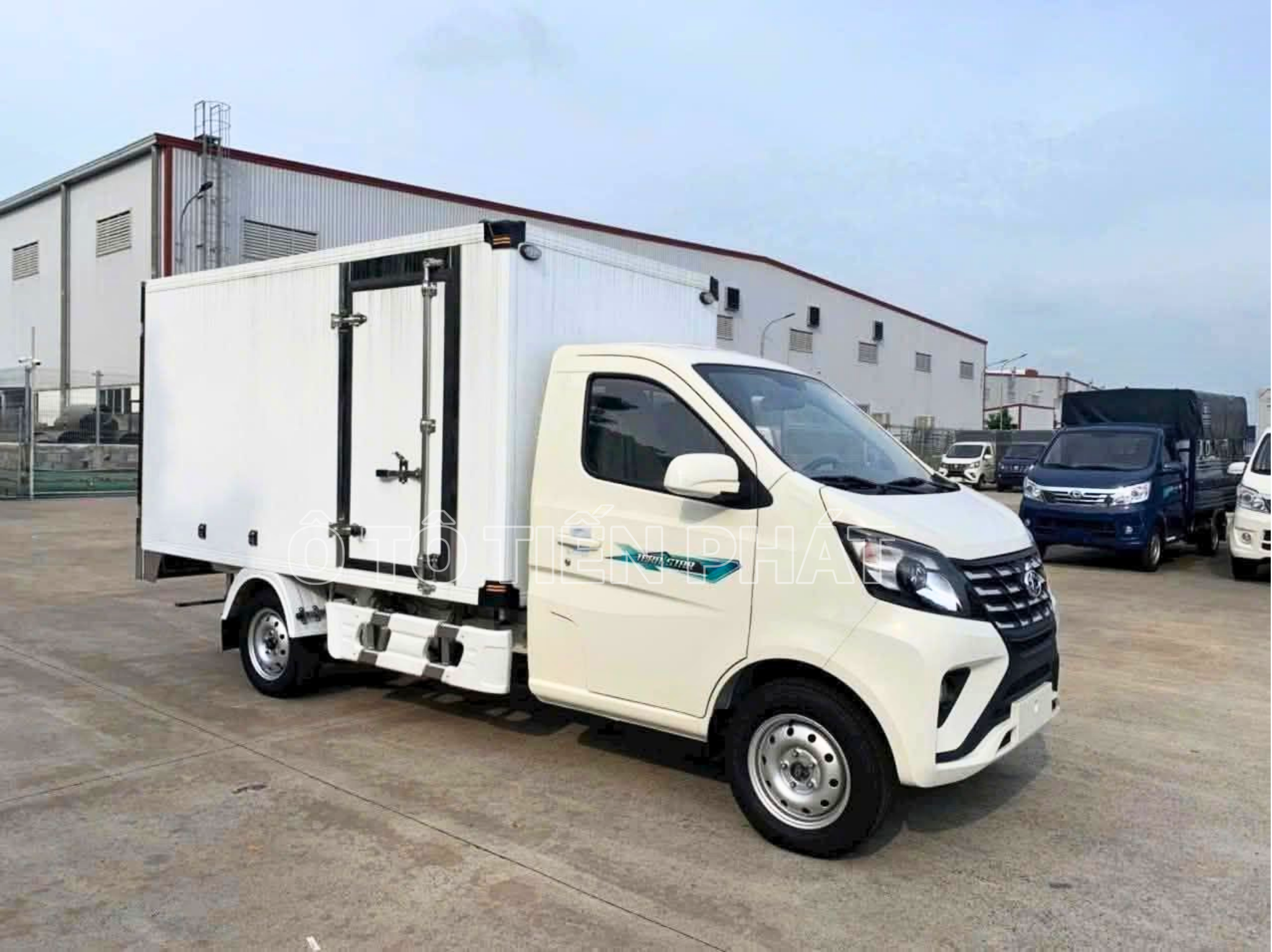 XE TẢI TERA STAR THÙNG COMPOSITE: GIẢI PHÁP BẢO TỒN CHẤT LƯỢNG HÀNG HÓA TỐI THƯỢNG