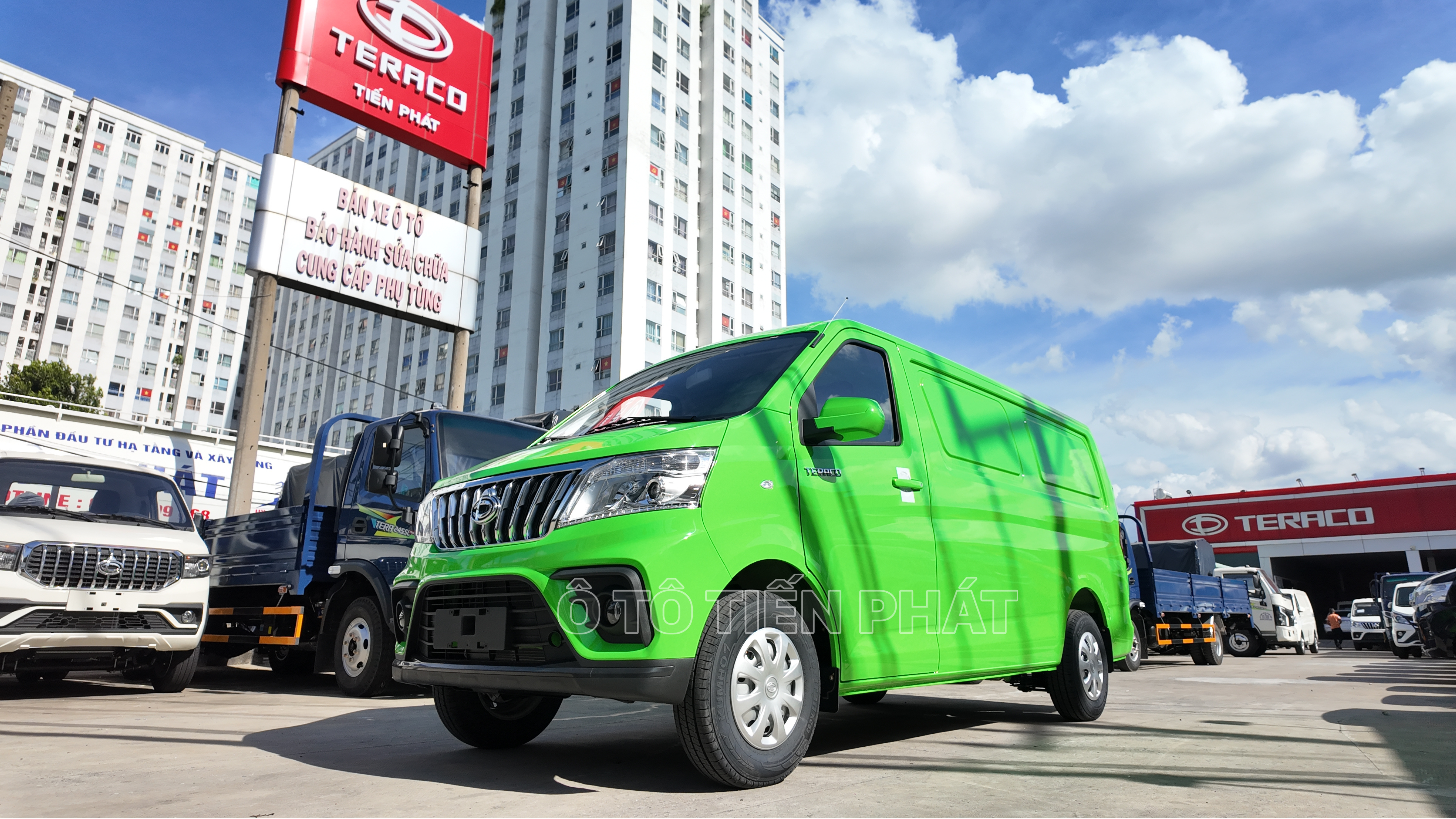 Top 5 Lý Do Bác Tài TP.HCM Đổ Xô Mua Xe Tải Van Tera-V8: Giải Pháp Giao Hàng Nội Đô 24/7 Hoàn Hảo